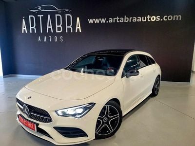 Usado Mercedes CLA200 Shooting Brake 150 CV (110 kW) 2020 Blanco Familiar