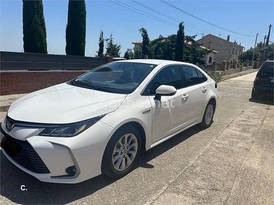 Blanco Usado 2020 Toyota Corolla Active Berlina | 20.700 € (Un poco caro)