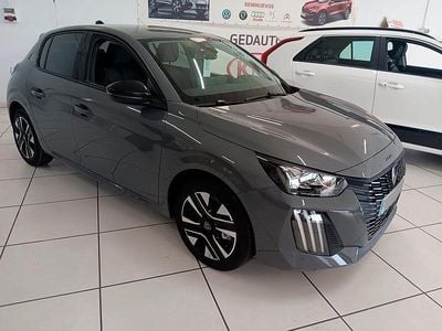 Nuevo Peugeot 208 Allure 100 CV (73 kW) 2025 Gris Utilitario