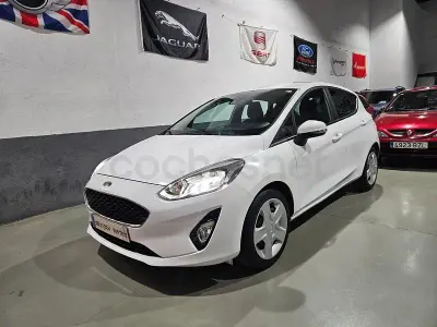 Usado Ford Fiesta Limited 75 CV (55 kW) 2020 Blanco Utilitario