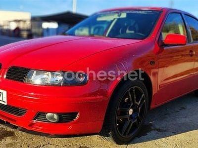 Rojo Usado 2000 Seat Leon Sport Berlina | 1899 € (Precio justo)