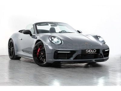 Usado Porsche 911 Carrera 4 Cabriolet 480 CV (353 kW) 2024 Gris / plata Descapotable