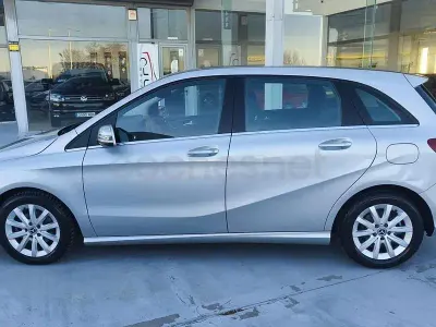 Usado Mercedes B180