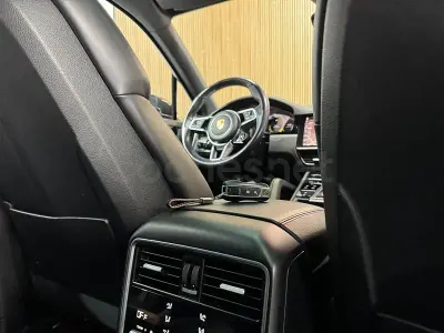 Usado Porsche Cayenne S 440 CV (323 kW) 2018 Negro SUV