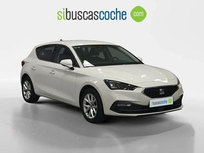 Usado Seat Leon Reference 115 CV (84 kW) 2022 Blanco
