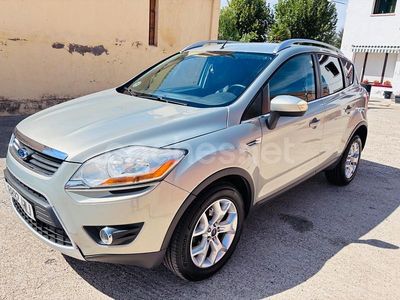 Gris / plata Usado 2010 Ford Kuga Titanium SUV | 6800 € (Precio justo)