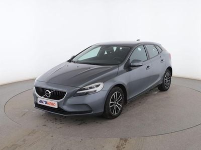 Usado Volvo V40 Momentum 122 CV (89 kW) 2018 Gris Utilitario