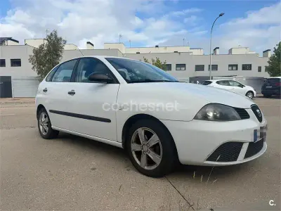 Usado Seat Ibiza 80 CV (58 kW) 2008 Blanco Berlina