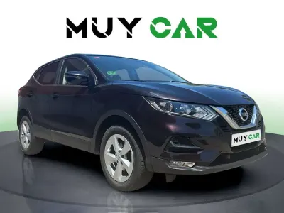 Usado Nissan Qashqai Acenta 140 CV (102 kW) 2019 Burdeos SUV
