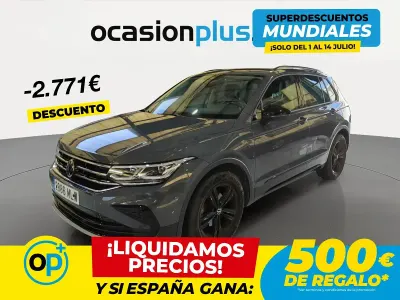 Usado VW Tiguan Sportline 130 CV (95 kW) 2023 Negro SUV