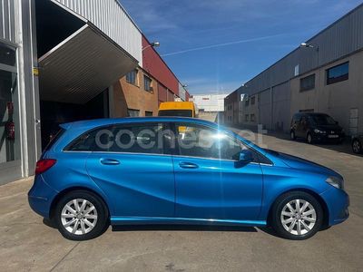 Azul Usado 2013 Mercedes B180 Monovolumen | 12.600 € (Caro)