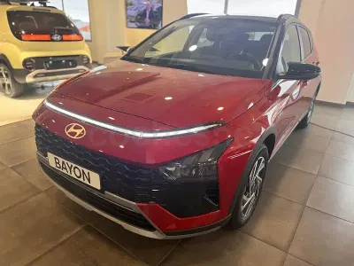 Nuevo Hyundai Bayon 100 CV (73 kW) 2026 Granate SUV