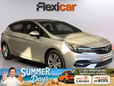 Usado Opel Astra Business Elegance 130 CV (95 kW) 2020 Gris Berlina