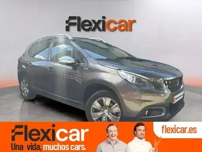 Usado Peugeot 2008 Allure 110 CV (80 kW) 2018 Gris SUV