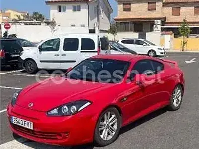 Usado Hyundai Coupé 105 CV (77 kW) 2007 Rojo Coupe