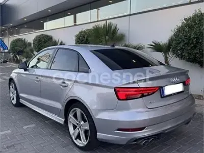 Usado Audi A3 Advanced Plus 150 CV (110 kW) 2020 Gris / plata Berlina