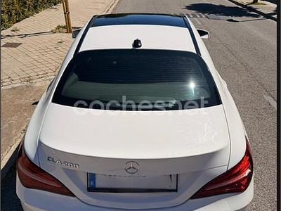 Usado Mercedes CLA200 156 CV (114 kW) 2019 Blanco Berlina