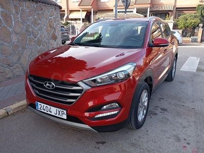 Usado Hyundai Tucson 115 CV (84 kW) 2017 Rojo SUV