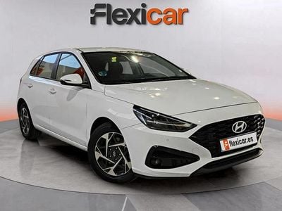 Blanco Usado 2024 Hyundai i30 Berlina | 15.890 € (Super precio)