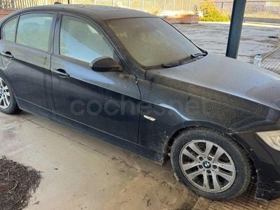 Usado BMW 320 163 CV (119 kW) 2007 Azul Familiar