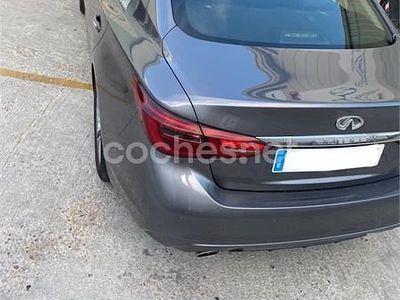 Usado Infiniti Q50 Premium 170 CV (125 kW) 2017 Gris / plata Berlina