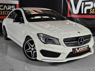 Usado Mercedes CLA200 Shooting Brake Urban 156 CV (114 kW) 2015 Blanco Familiar