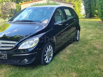 Usado Mercedes B200 140 CV (102 kW) 2006 Negro Monovolumen