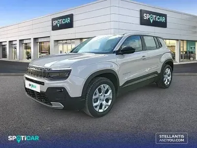 Usado Jeep Avenger Altitude 100 CV (73 kW) 2025 Gris SUV