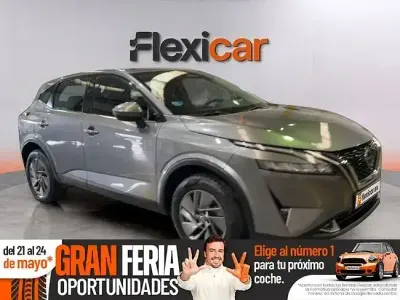 Usado Nissan Qashqai Acenta 158 CV (116 kW) 2024 Gris SUV
