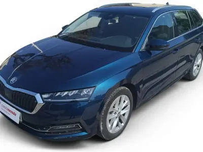 Usado Skoda Octavia Selection 150 CV (110 kW) 2023 Azul Familiar
