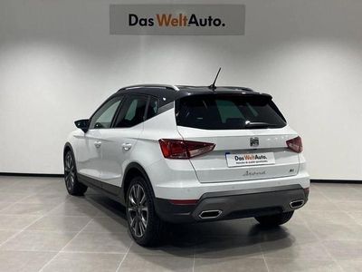 Usado Seat Arona FR 115 CV (84 kW) 2025 Blanco SUV