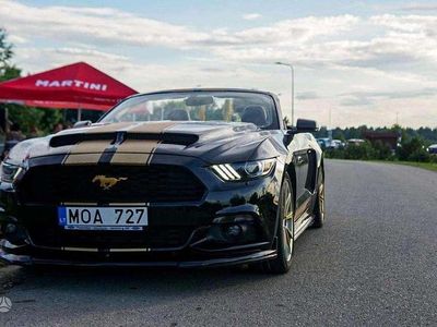 Usado Ford Mustang 313 CV (230 kW) 2017 Negro Descapotable