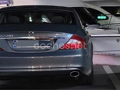 Usado Mercedes CLS500 306 CV (225 kW) 2005 Gris / plata Berlina