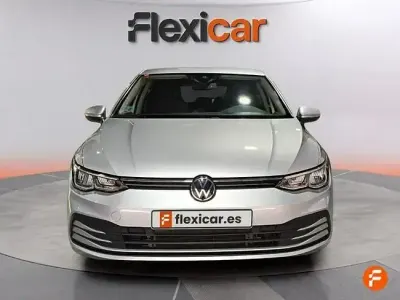 Usado VW Golf VII Life 115 CV (84 kW) 2021 Gris Utilitario