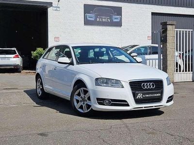Usado Audi A3 Sportback Ambition 105 CV (77 kW) 2012 Blanco Utilitario