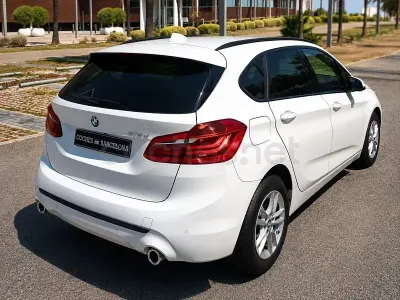 Usado BMW 218 Gran Coupé Comfort Edition 150 CV (110 kW) 2021 Blanco Coupe