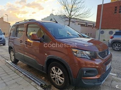 Usado Peugeot Rifter Allure 130 CV (95 kW) 2018 Marrón Monovolumen