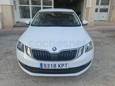 Usado Skoda Octavia 115 CV (84 kW) 2018 Blanco Berlina