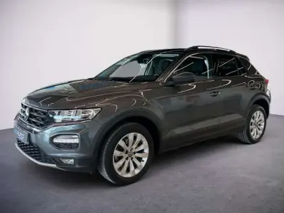 Usado VW T-Roc Advance 150 CV (110 kW) 2021 Gris SUV