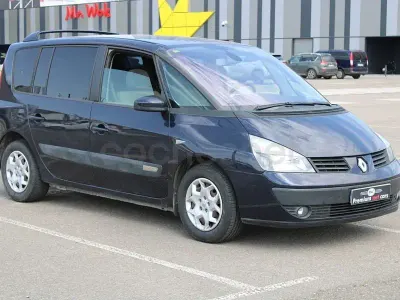 Usado Renault Espace Dynamique 150 CV (110 kW) 2007 Negro Monovolumen