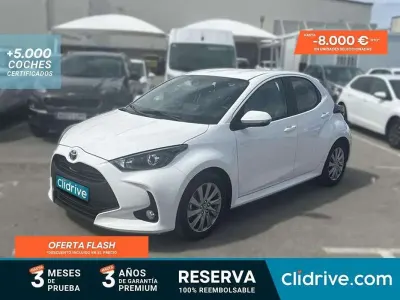 Brugt Toyota Yaris Active 92 HK (67 kW) 2023 Hvid Hatchback