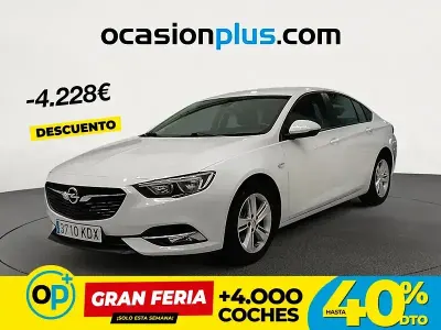Usado Opel Insignia Business 110 CV (80 kW) 2017 Blanco Berlina