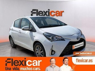 Usado Toyota Yaris Hybrid Active 100 CV (73 kW) 2019 Blanco