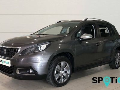 Usado Peugeot 2008 Style 100 CV (73 kW) 2018 Gris SUV