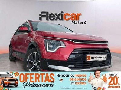 Usado Kia Niro 141 CV (103 kW) 2022 Rojo SUV