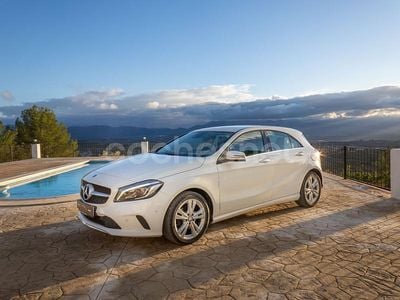 Blanco Usado 2016 Mercedes A200 Style Berlina | 15.999 € (Precio justo)
