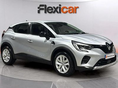 Begagnad Renault Captur Engineered 145 HK (106 kW) 2022 Grå SUV