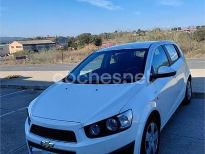 Blanco Usado 2014 Chevrolet Aveo LT Berlina | 4800 € (Precio justo)