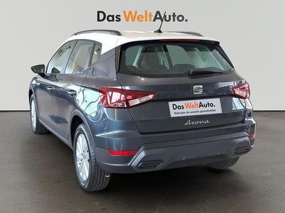 Usado Seat Arona Style 110 CV (80 kW) 2024 Gris SUV
