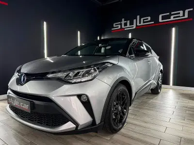Usado Toyota C-HR Advance 122 CV (89 kW) 2022 Gris / plata SUV